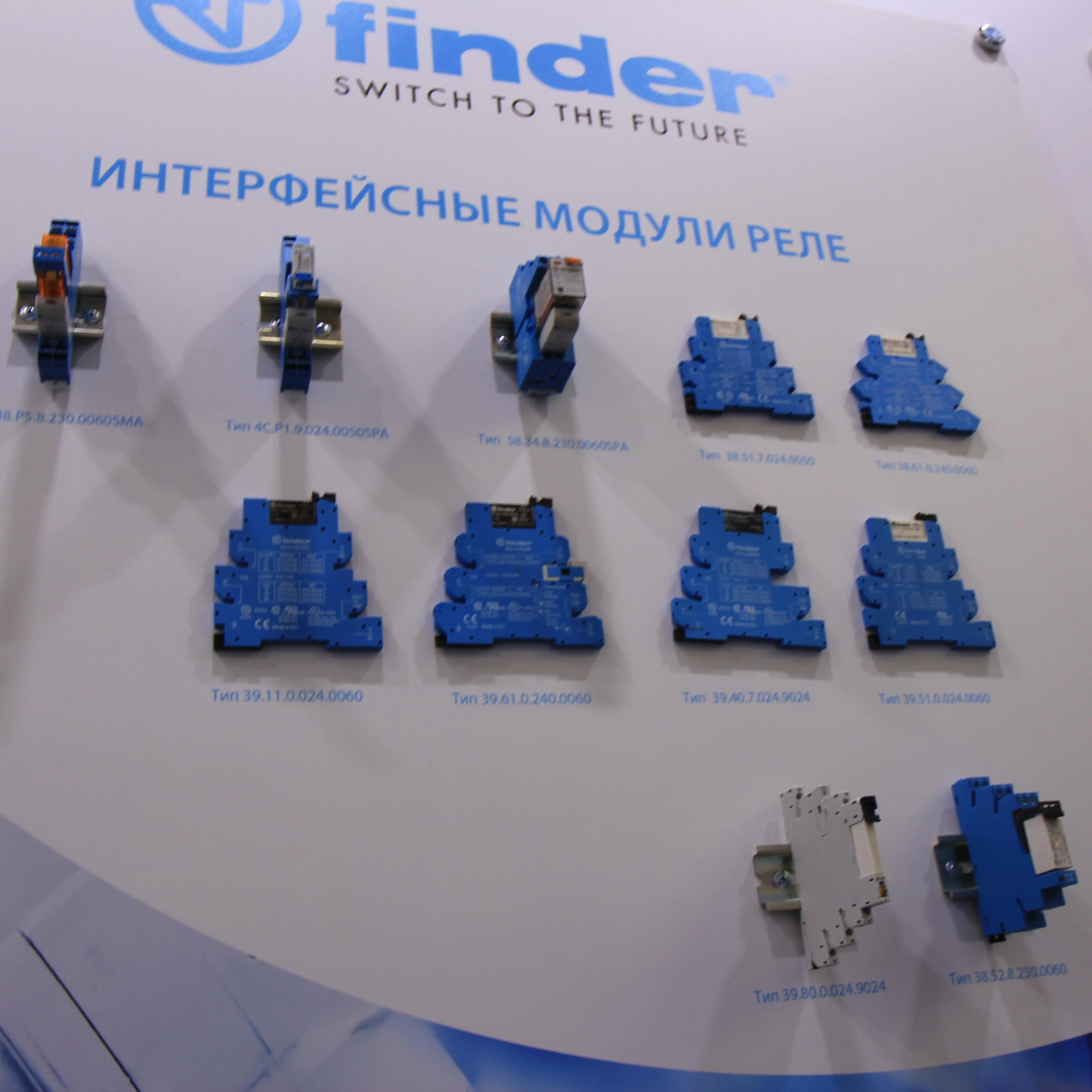 FINDER-реле и интерфейсные модули