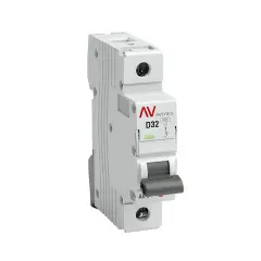 mcb6_1_32d_av_1.jpg