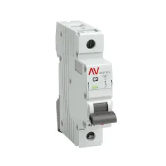 mcb6_dc_1_03c_av_1.jpg