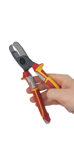 58402140_2.jpg